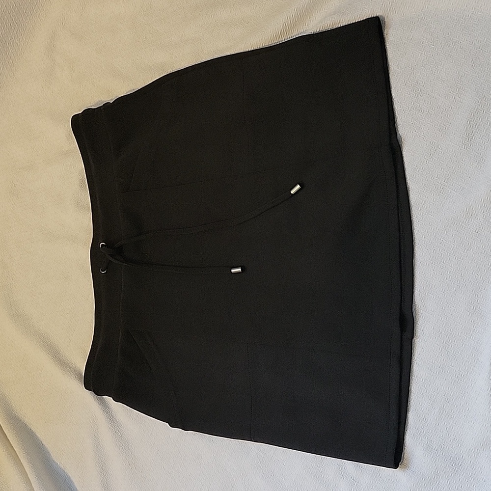 Cable & Gauge Sport Black Skort Small Mint Condition - Picture 2 of 8